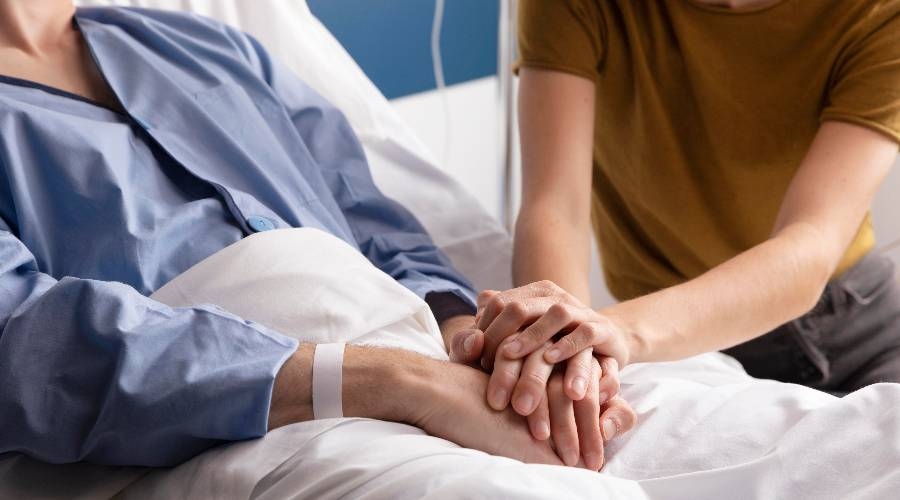 Evde Hasta ve Yaşlı Bakımı